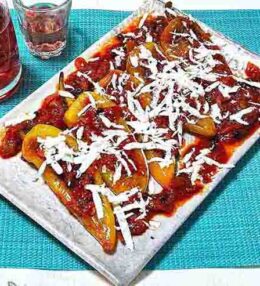 Πιπεριές ψητές με σάλτσα