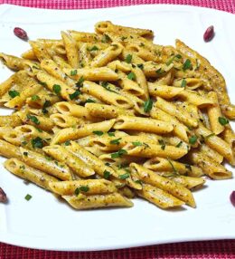 Πένες με πέστο κολοκυθιού και φυστίκια Αιγίνης