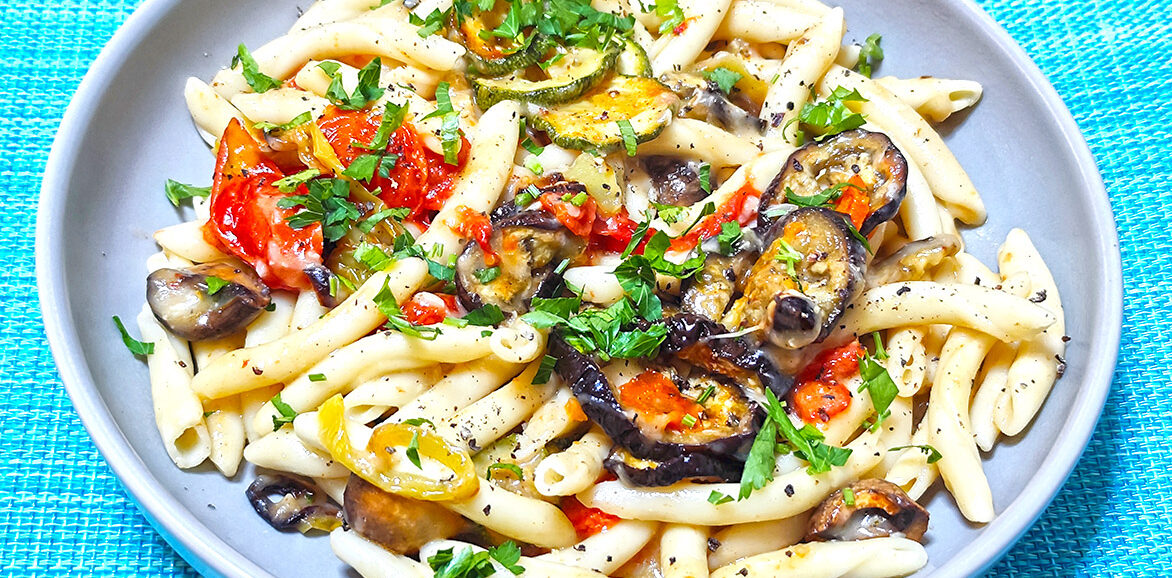 Σκιουφιχτά με ψητά λαχανικά