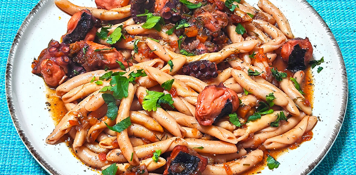 Χταπόδι γιουβέτσι με σκιουφιχτά