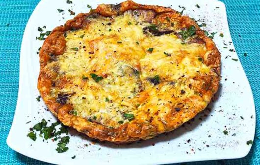 Ομελέτα με απάκι και γραβιέρα