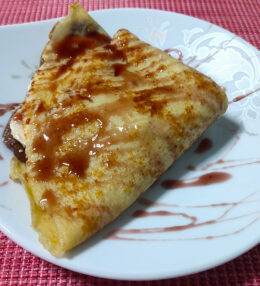 Κρέπες με πραλίνα μπανάνα μπισκότο