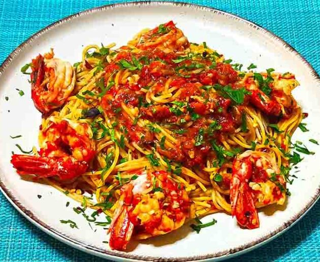 Γαριδομακαρονάδα