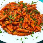 Πένες με σκόρδο και κάσιους